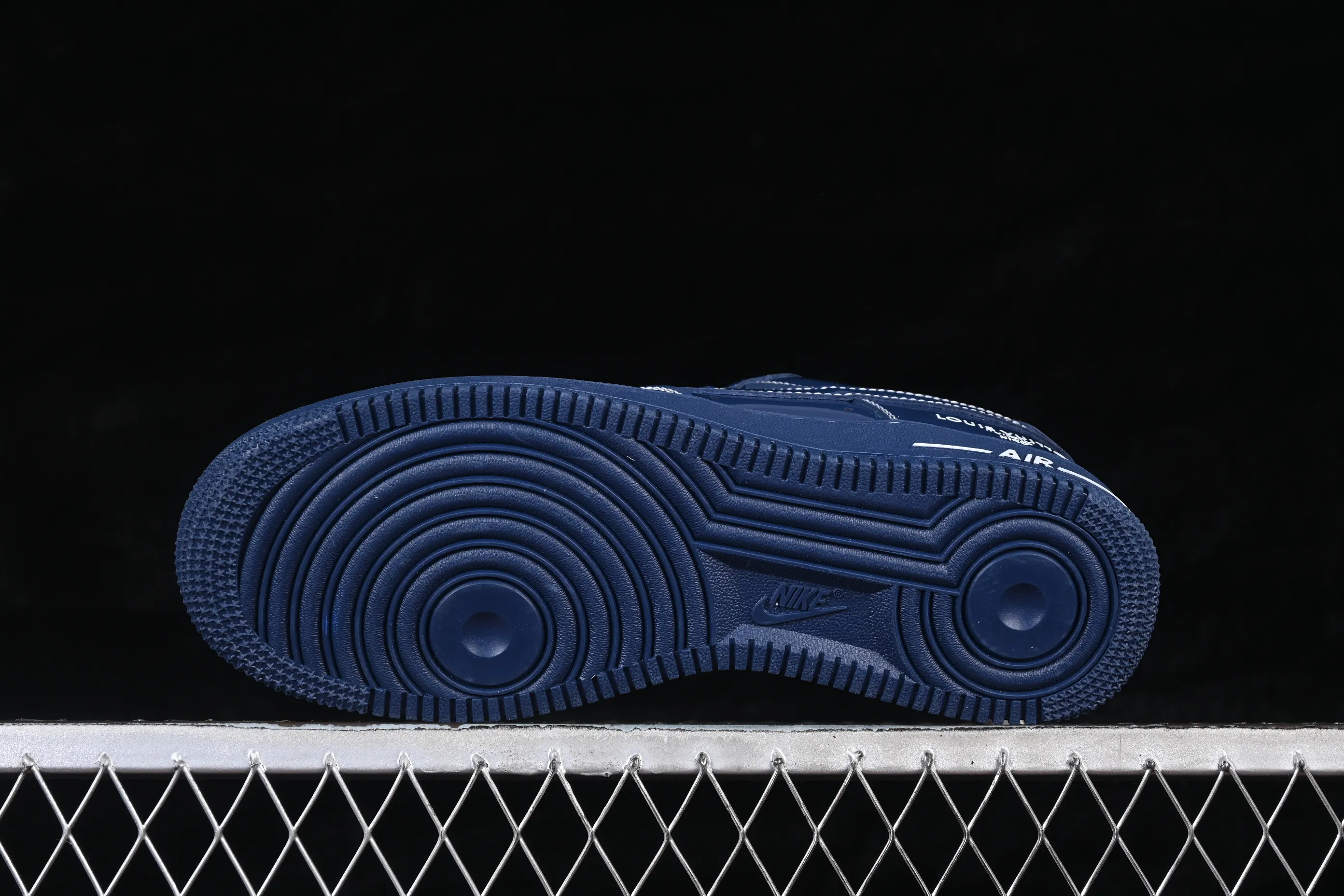All Categories Nk Air Force 1 Air Force Series Nk Air Force 1 Low Air Force Low Nike Air Force 1'07 Low LV Co-branded Glazed Blue Air Force One Low Casual Shoes NH0601-524